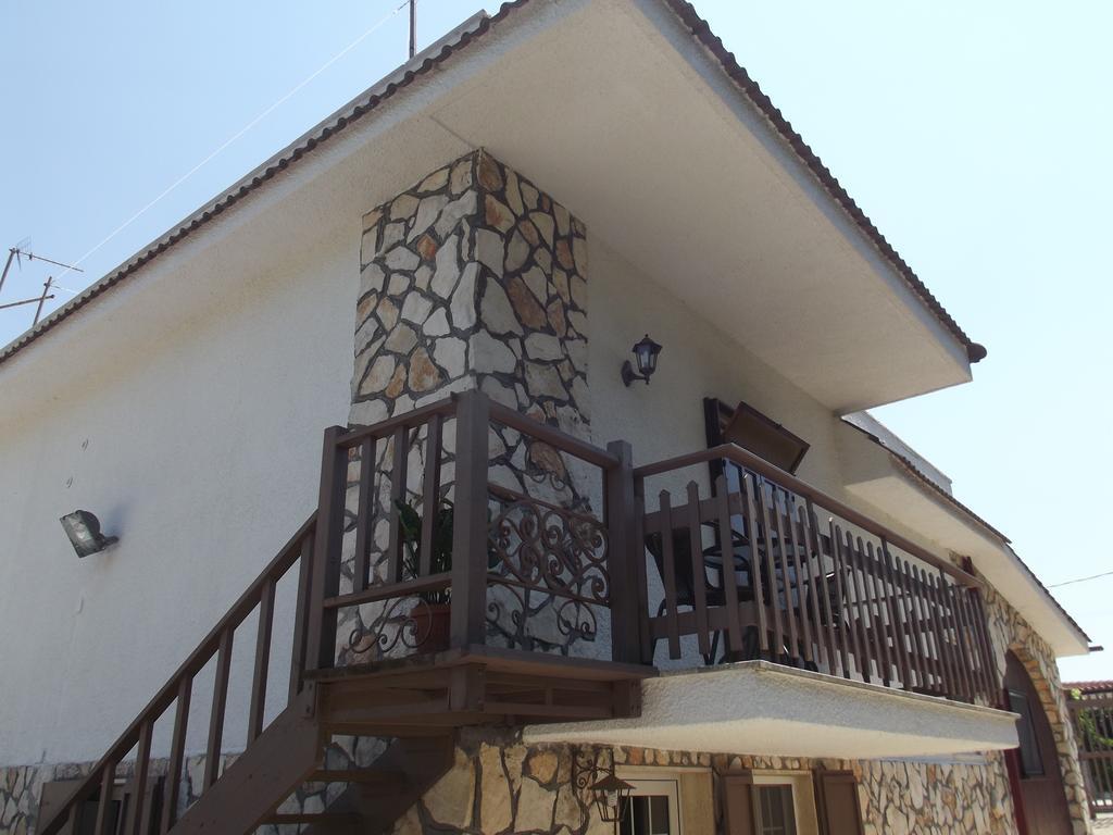 مارتينا فرانكا La Cutizza B&B الغرفة الصورة